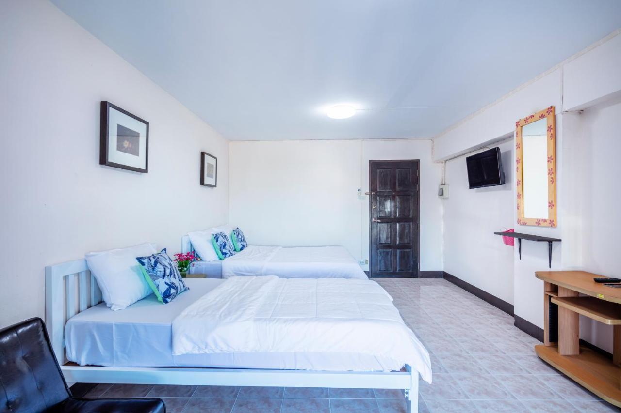 Penyos Suite Μπανγκόκ Εξωτερικό φωτογραφία