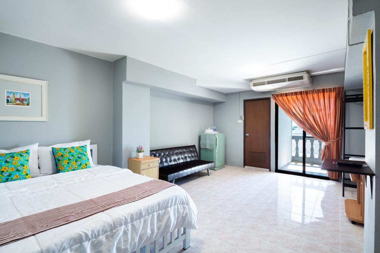Penyos Suite Μπανγκόκ Εξωτερικό φωτογραφία