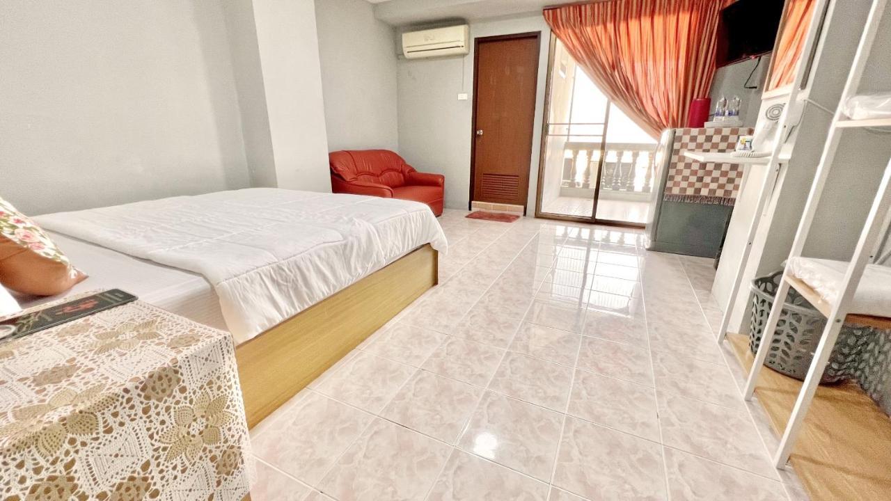 Penyos Suite Μπανγκόκ Εξωτερικό φωτογραφία
