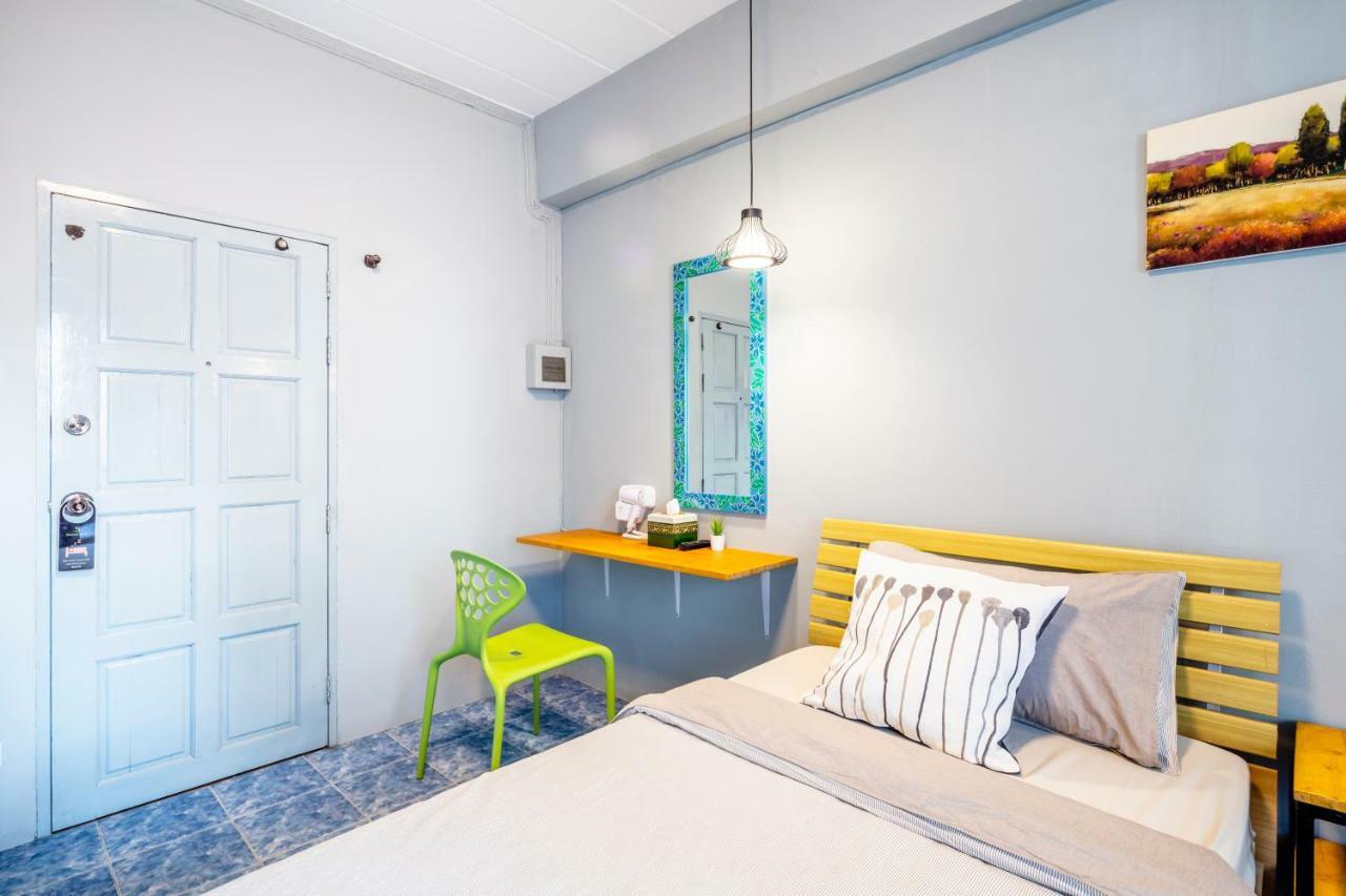 Penyos Suite Μπανγκόκ Εξωτερικό φωτογραφία